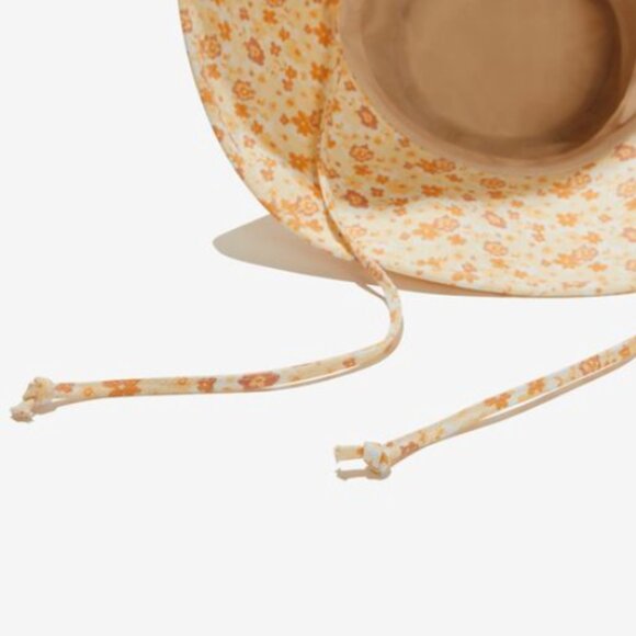 NIB LACK OF COLOR Holiday Bucket Hat Peach Bloom Floral Print S/M Retail $125.00 main image 3